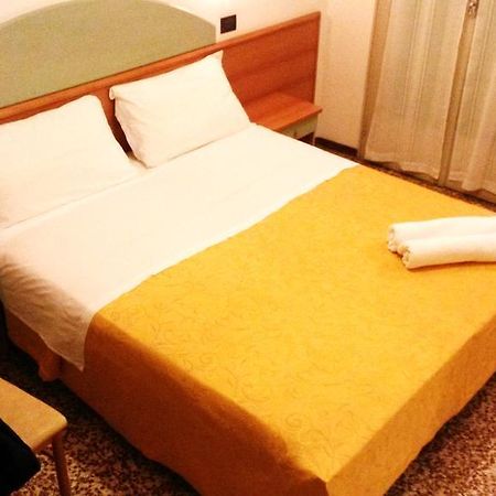 Hotel Orchidea Cesenatico Esterno foto