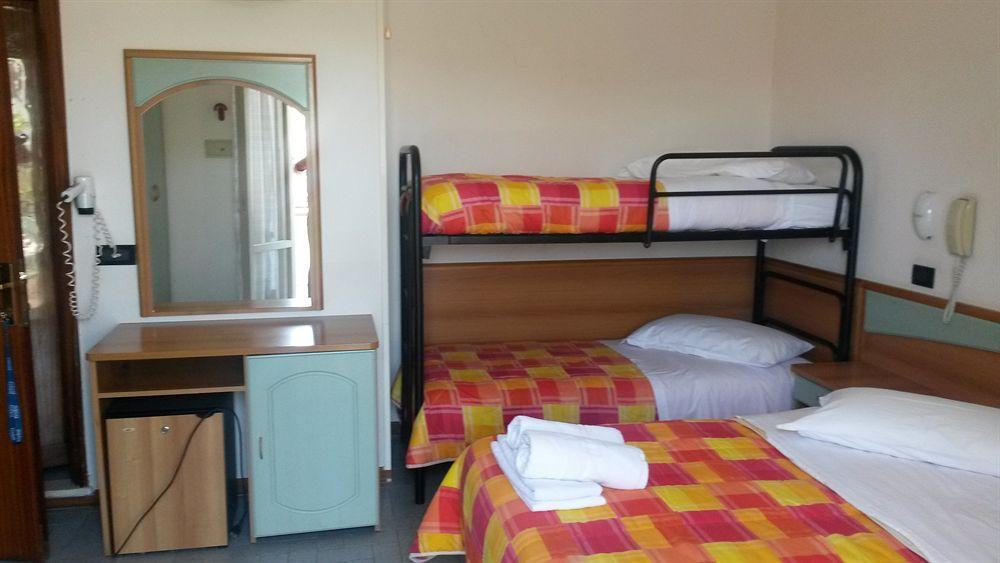 Hotel Orchidea Cesenatico Esterno foto