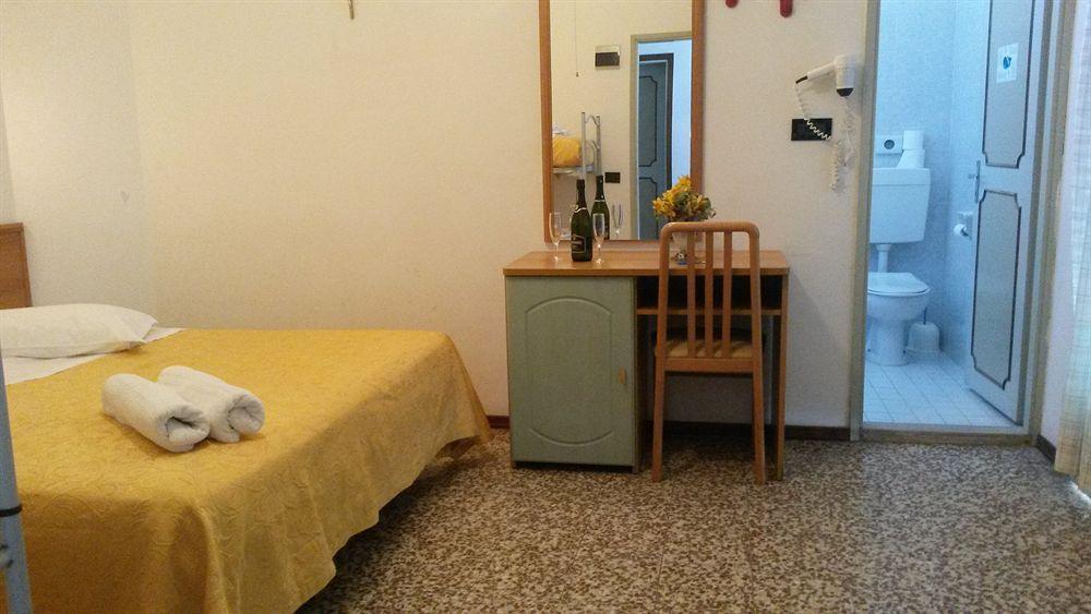 Hotel Orchidea Cesenatico Esterno foto