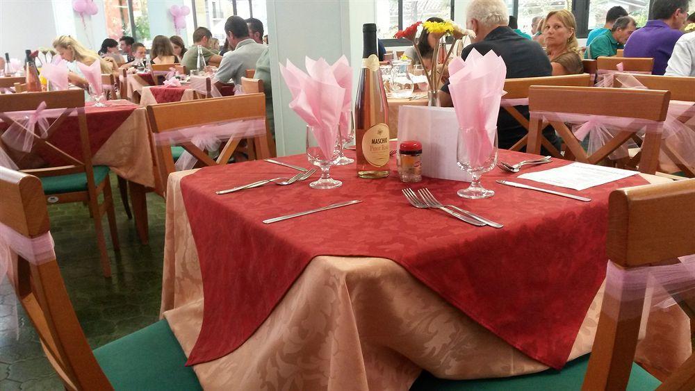 Hotel Orchidea Cesenatico Esterno foto